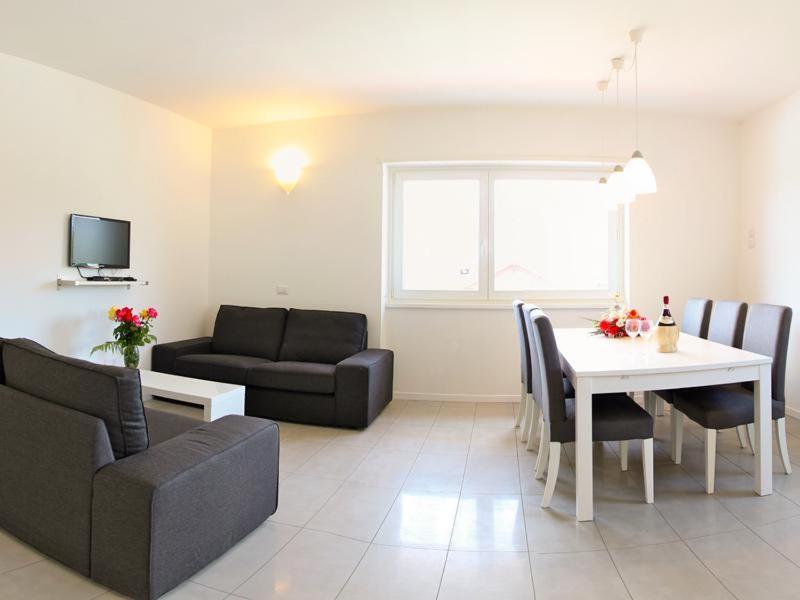 Residence Girasole Casa Gialla Colico Kültér fotó